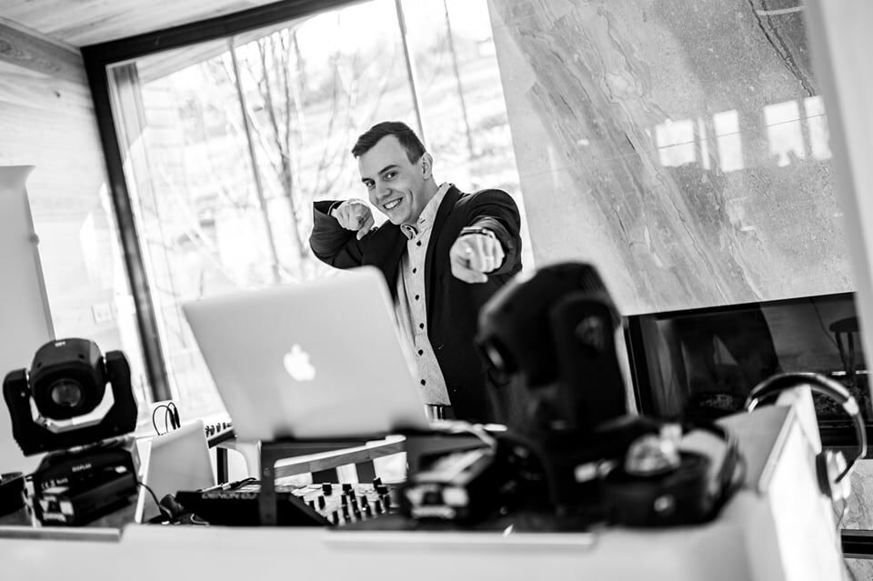 DJ a moderování